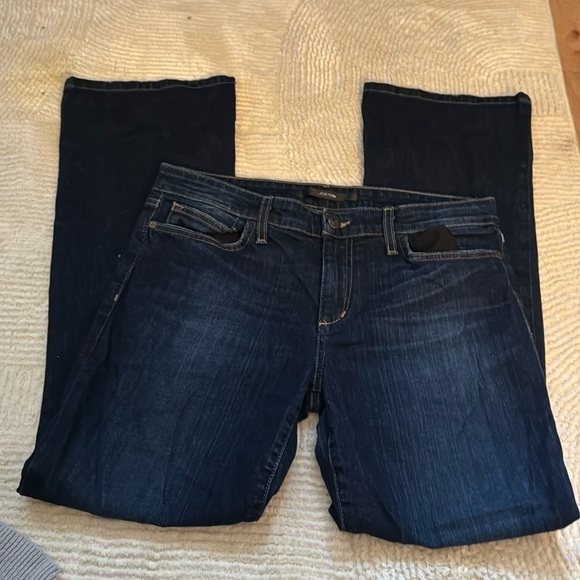 Joe's Women's Maribella Petite 31” Mid Rise 9 1/2” Bootcut Jean Sz 30 - Picture 5 of 12